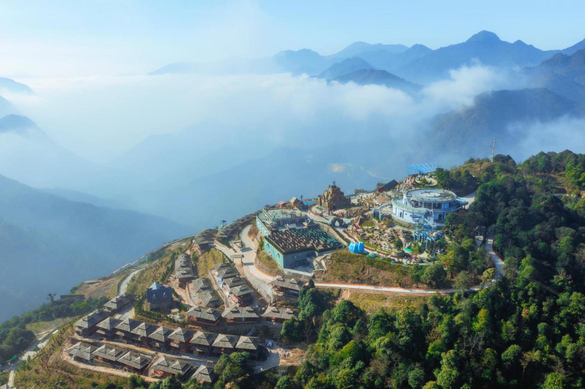Heaven Gate Hotel O Quy Ho Lao Cai Exteriér fotografie